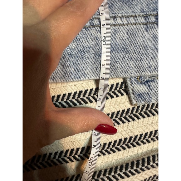 Free People Distressed Denim Jacket Light Wash Frayed Pockets Button Front Women - Picture 7 of 10